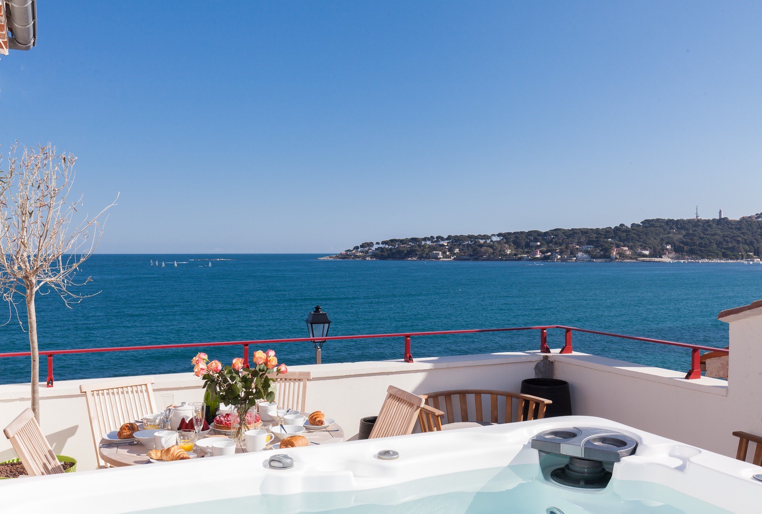 vacation rentals in antibes france